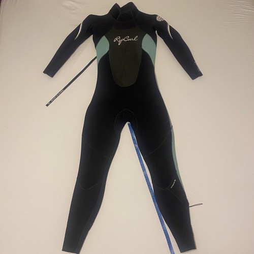 Rip curl surfing water - rip,